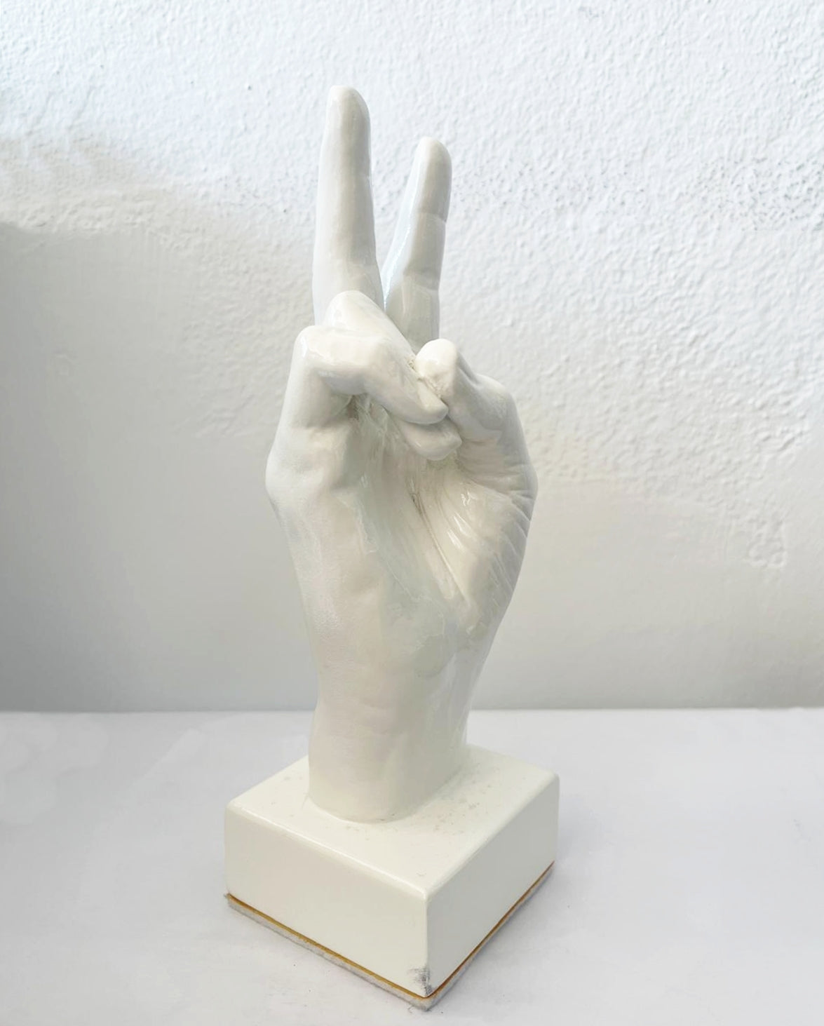 Beyaz Eller - IV
