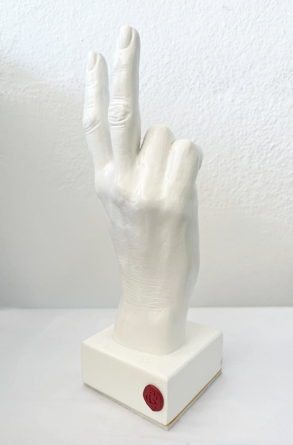 Beyaz Eller - IV