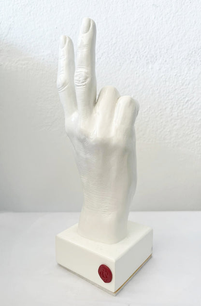 Beyaz Eller - IV